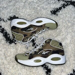 Reebok Question Mid
mita sneakers X Bape 1st Camo 2016